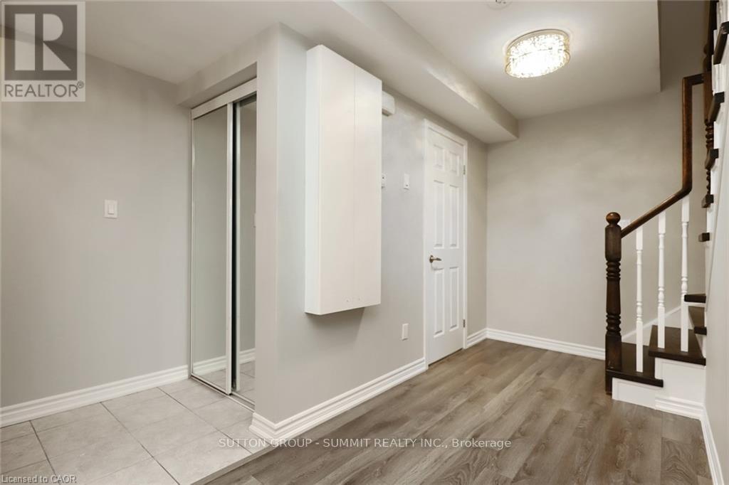 66 Daylily Lane, Kitchener, Ontario  N2R 0L7 - Photo 16 - X12569078