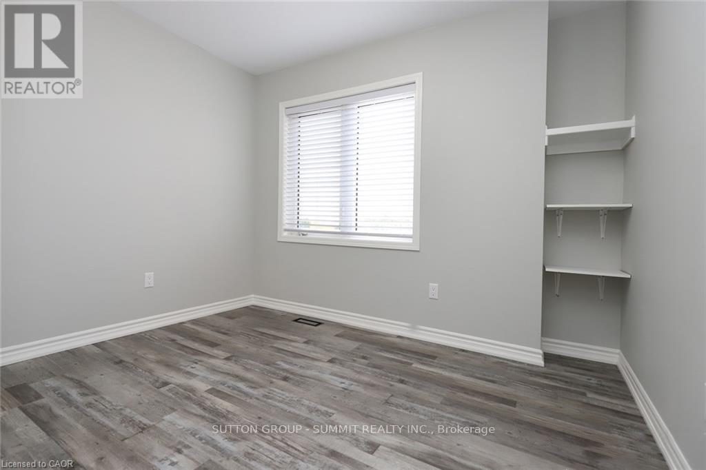 66 Daylily Lane, Kitchener, Ontario  N2R 0L7 - Photo 28 - X12569078