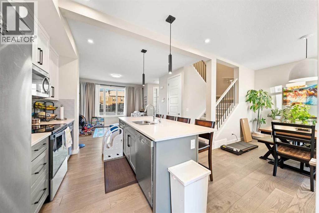 281 Waterford Boulevard, Chestermere, Alberta  T1X 2P8 - Photo 4 - A2266719