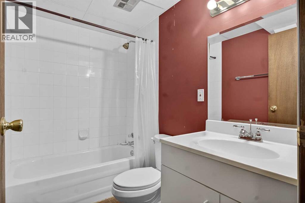 4411 53 Street Nw, Calgary, Alberta  T3A 1V5 - Photo 27 - A2271050