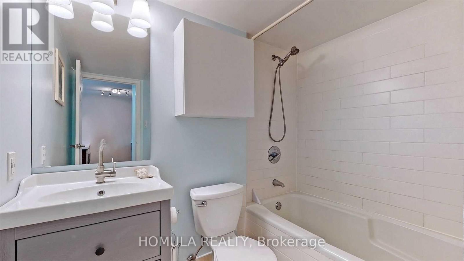 910 - 10 Yonge Street, Toronto, Ontario  M5E 1R4 - Photo 10 - C12569148