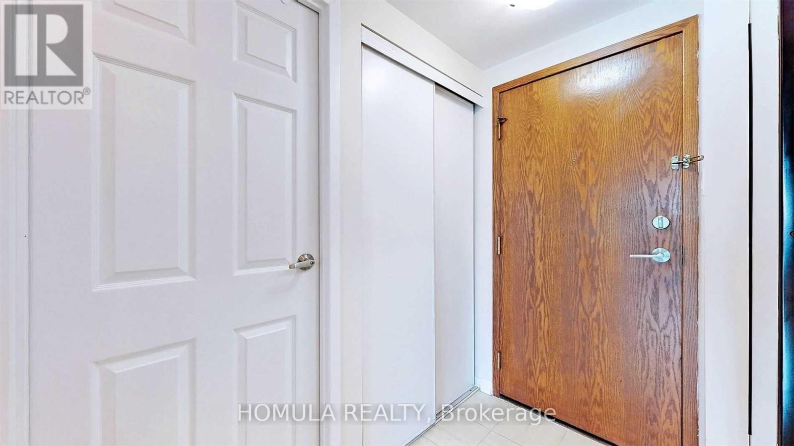 910 - 10 Yonge Street, Toronto, Ontario  M5E 1R4 - Photo 12 - C12569148