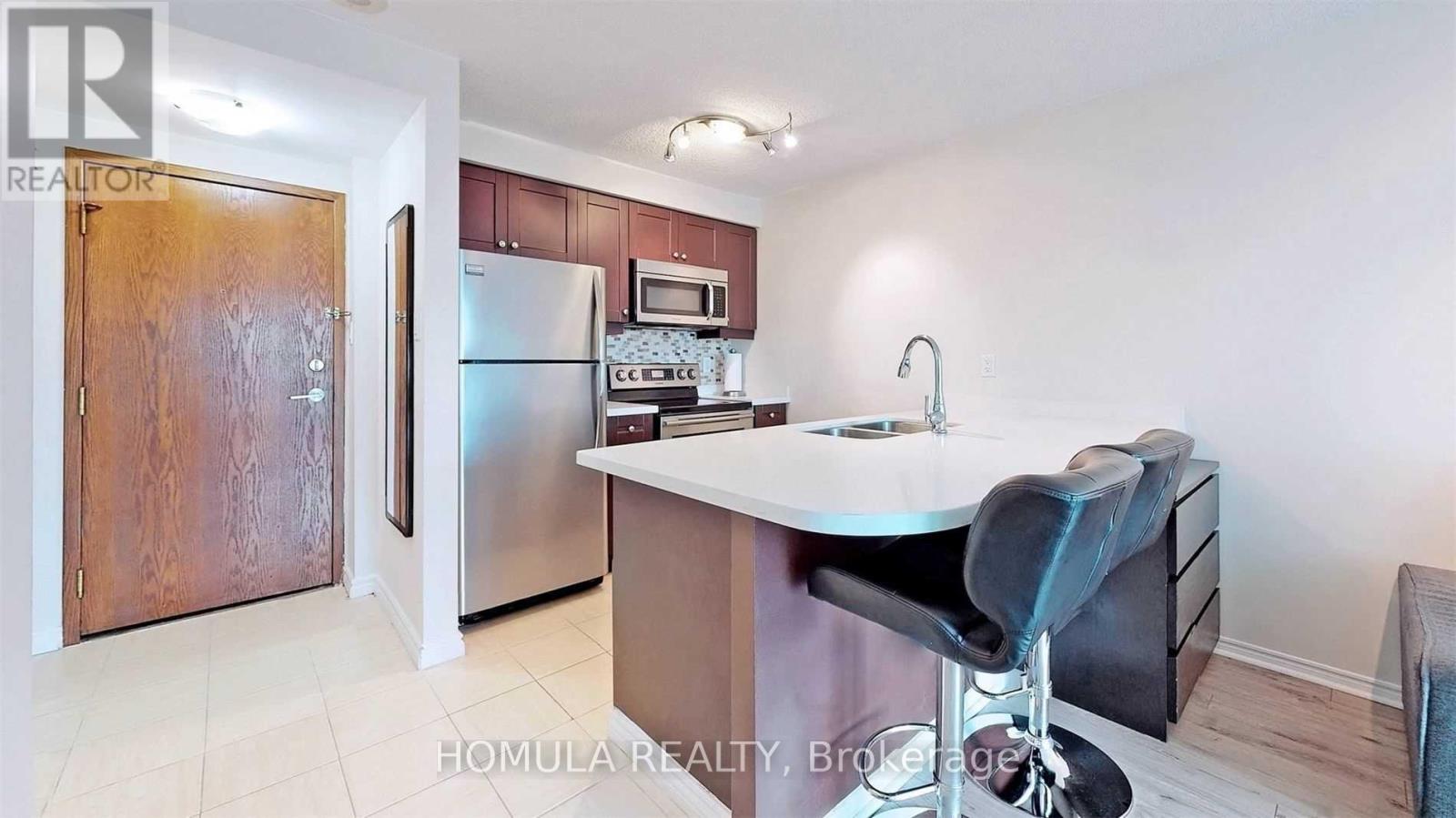 910 - 10 Yonge Street, Toronto, Ontario  M5E 1R4 - Photo 3 - C12569148