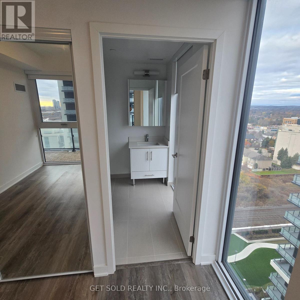 95 Oneida Crescent, Richmond Hill, Ontario  L4B 0H5 - Photo 11 - N12569150