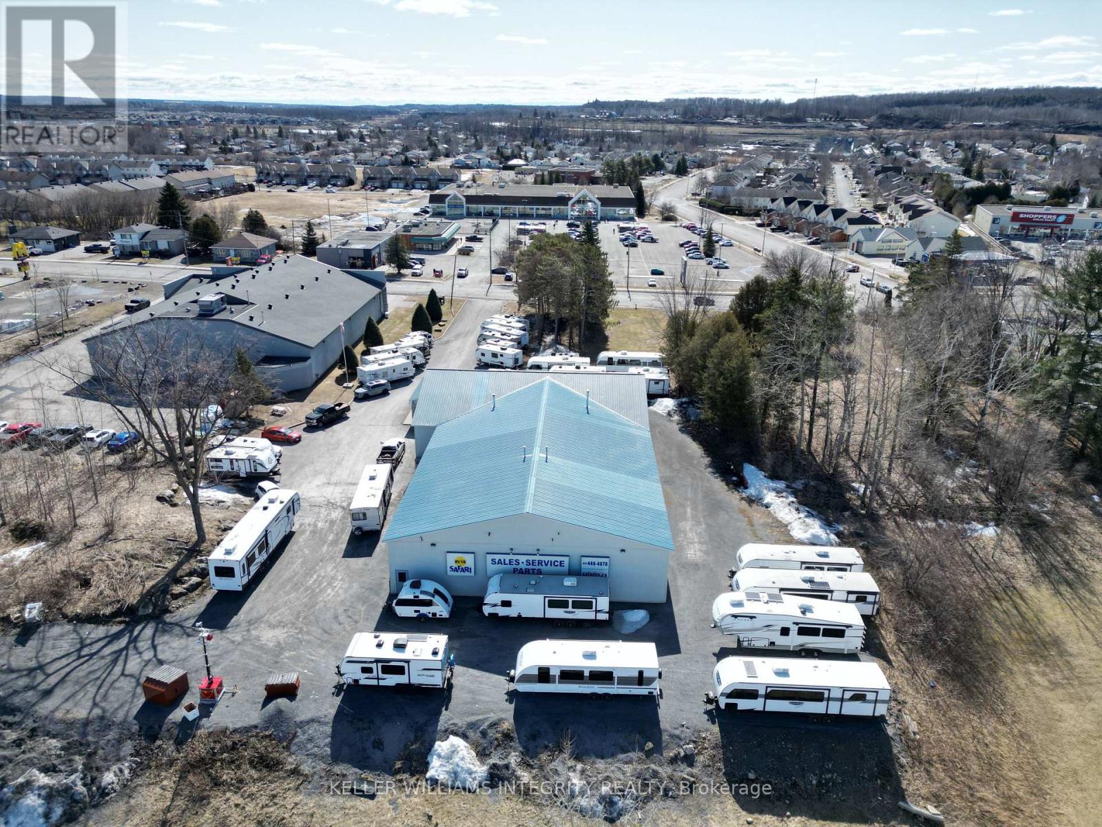 2724 Laurier Street, Clarence-Rockland, Ontario K4K 1A2 - Photo 10 - X12070753