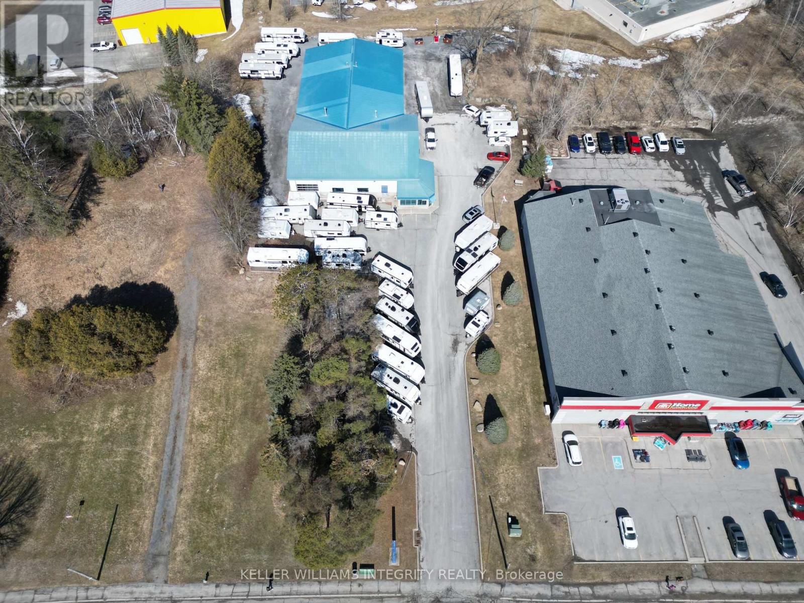 2724 Laurier Street, Clarence-Rockland, Ontario K4K 1A2 - Photo 12 - X12070753