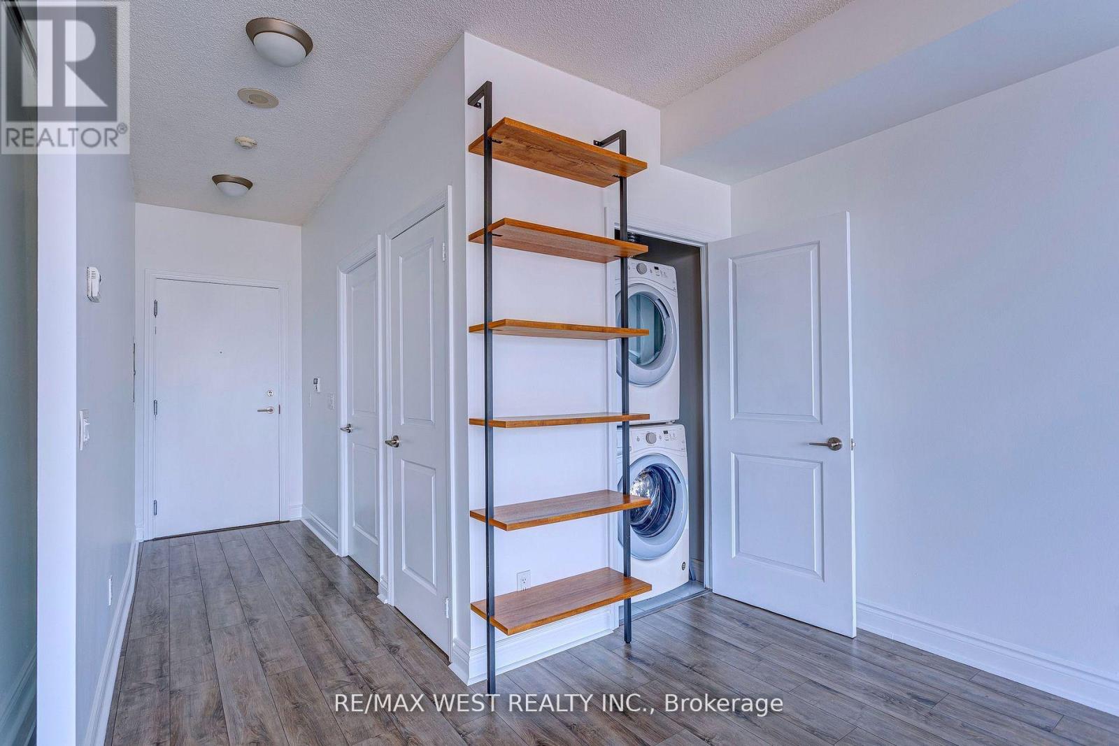 2008 - 90 Stadium Road, Toronto, Ontario  M5V 3W5 - Photo 5 - C12532404