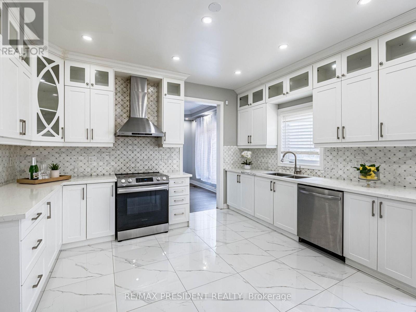 20 Monabelle Crescent, Brampton, Ontario  L6P 1W5 - Photo 16 - W12569160