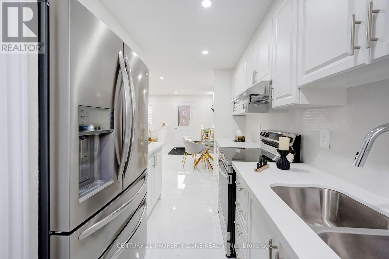 187 Martha Crescent, Caledon, Ontario  L7E 4X2 - Photo 11 - W12566168