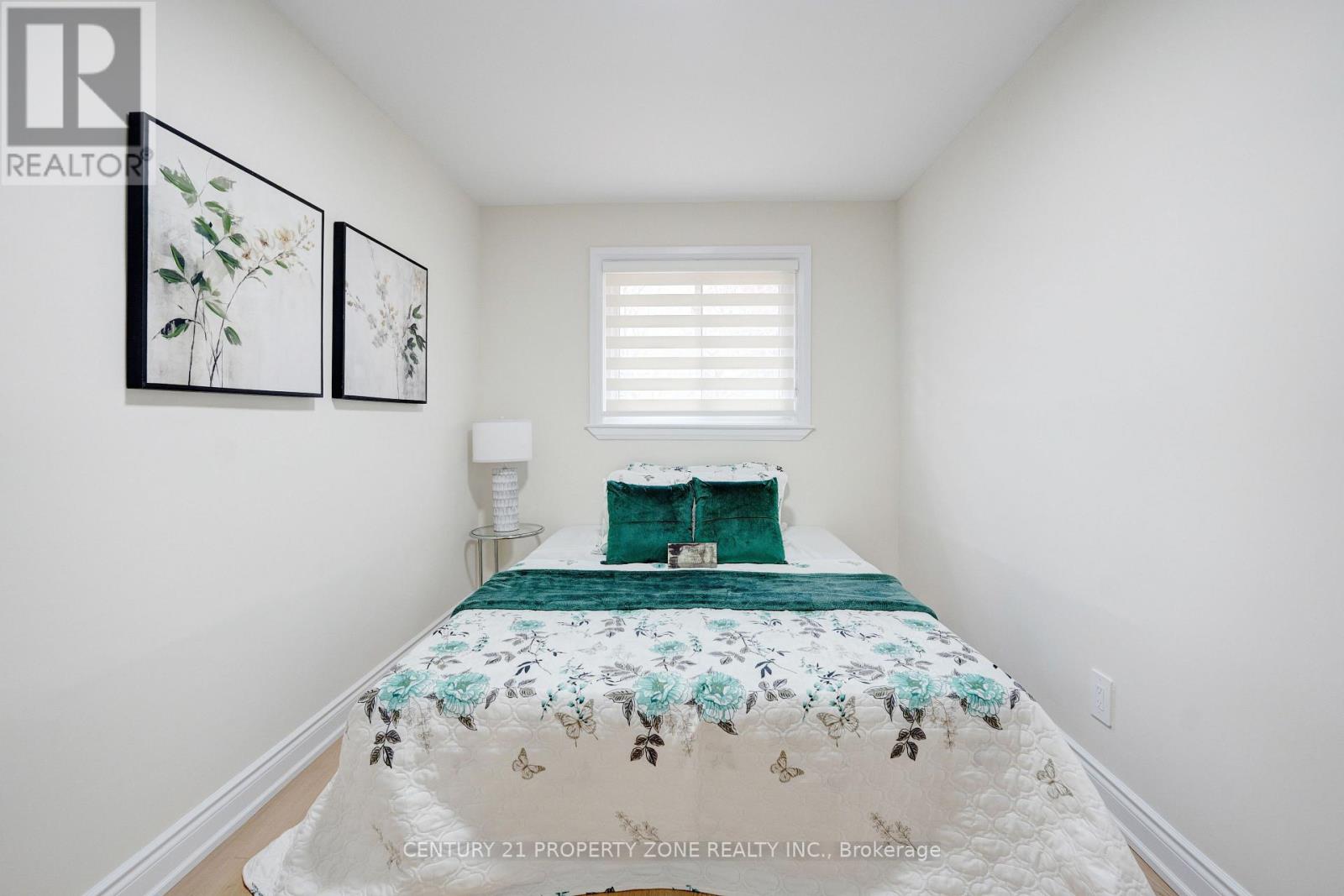 187 Martha Crescent, Caledon, Ontario  L7E 4X2 - Photo 15 - W12566168