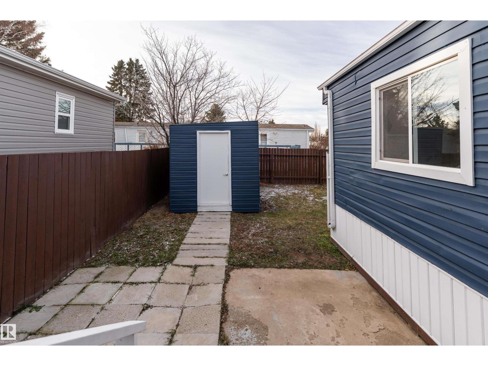 2001 West View Gr Nw, Edmonton, Alberta  T5S 1T6 - Photo 7 - E4466528