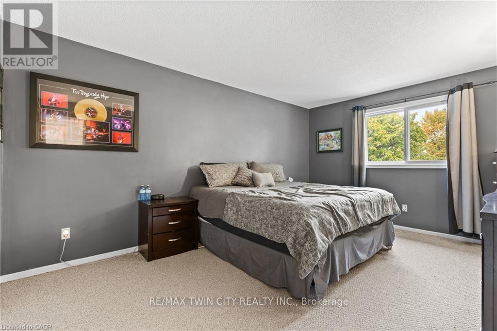 36 Angela Crescent, Cambridge, Ontario  N1S 4B6 - Photo 17 - X12569146