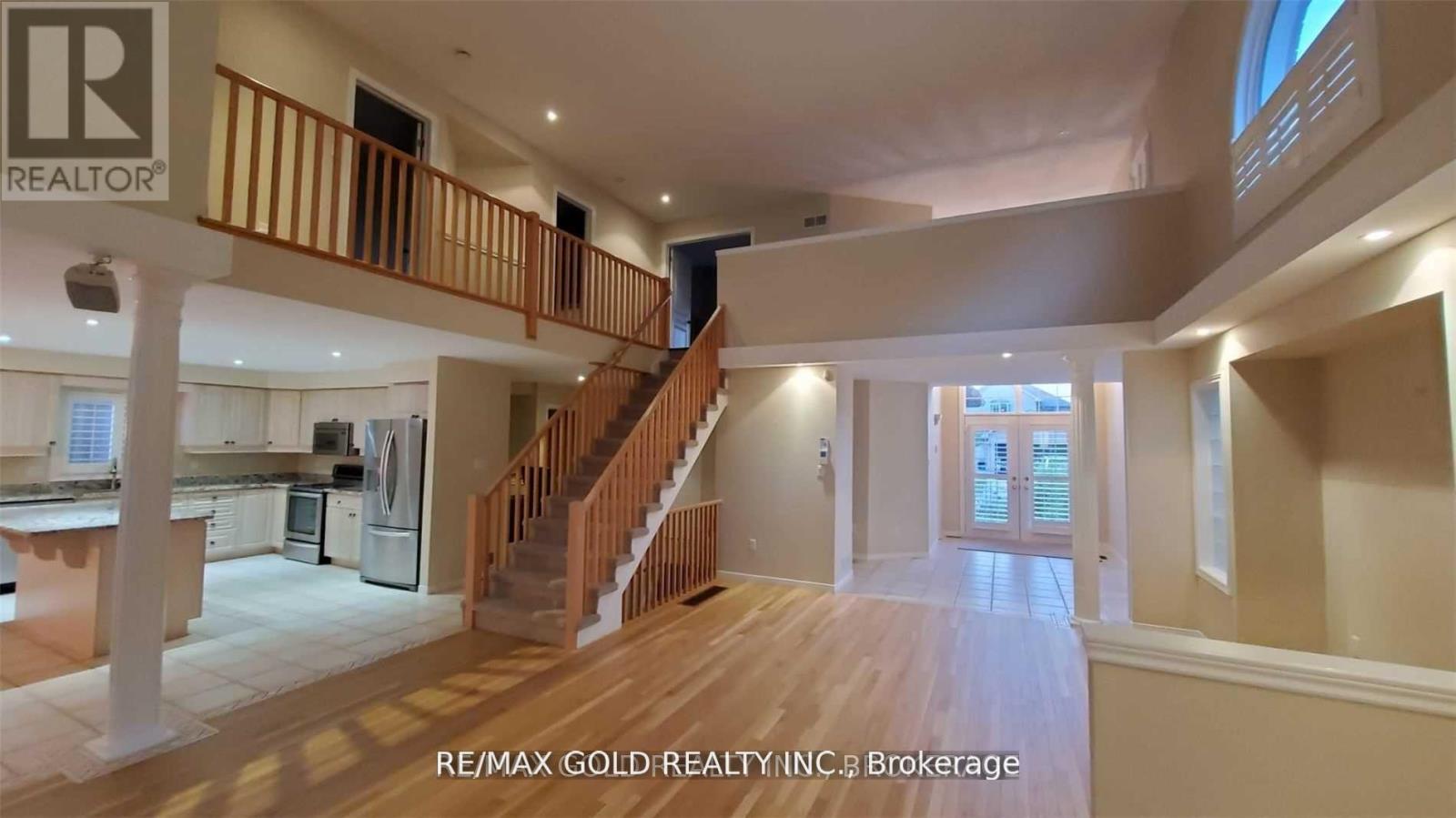 79 Surrey Drive, Hamilton, Ontario  L9K 1L9 - Photo 10 - X12569152