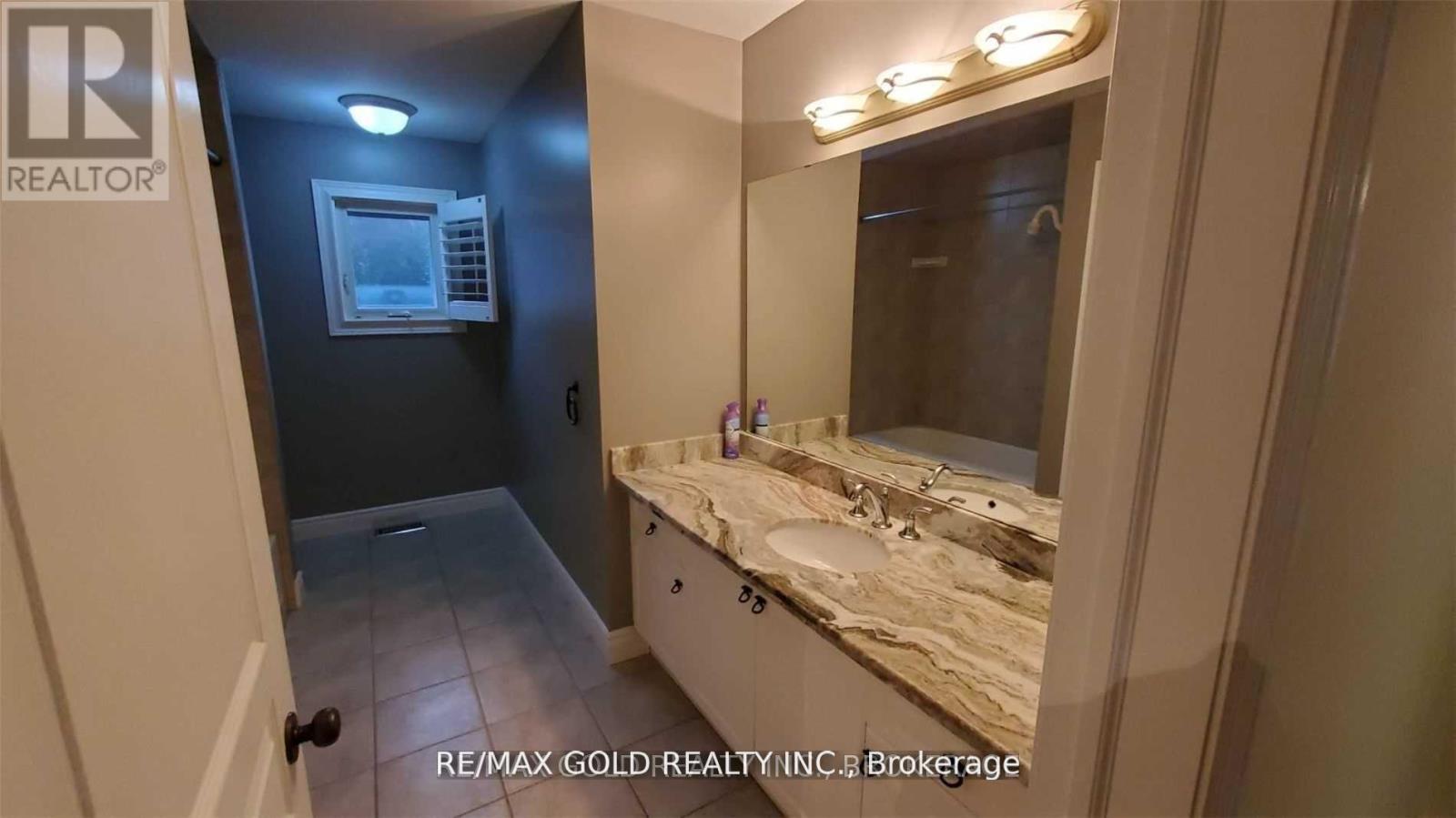 79 Surrey Drive, Hamilton, Ontario  L9K 1L9 - Photo 30 - X12569152