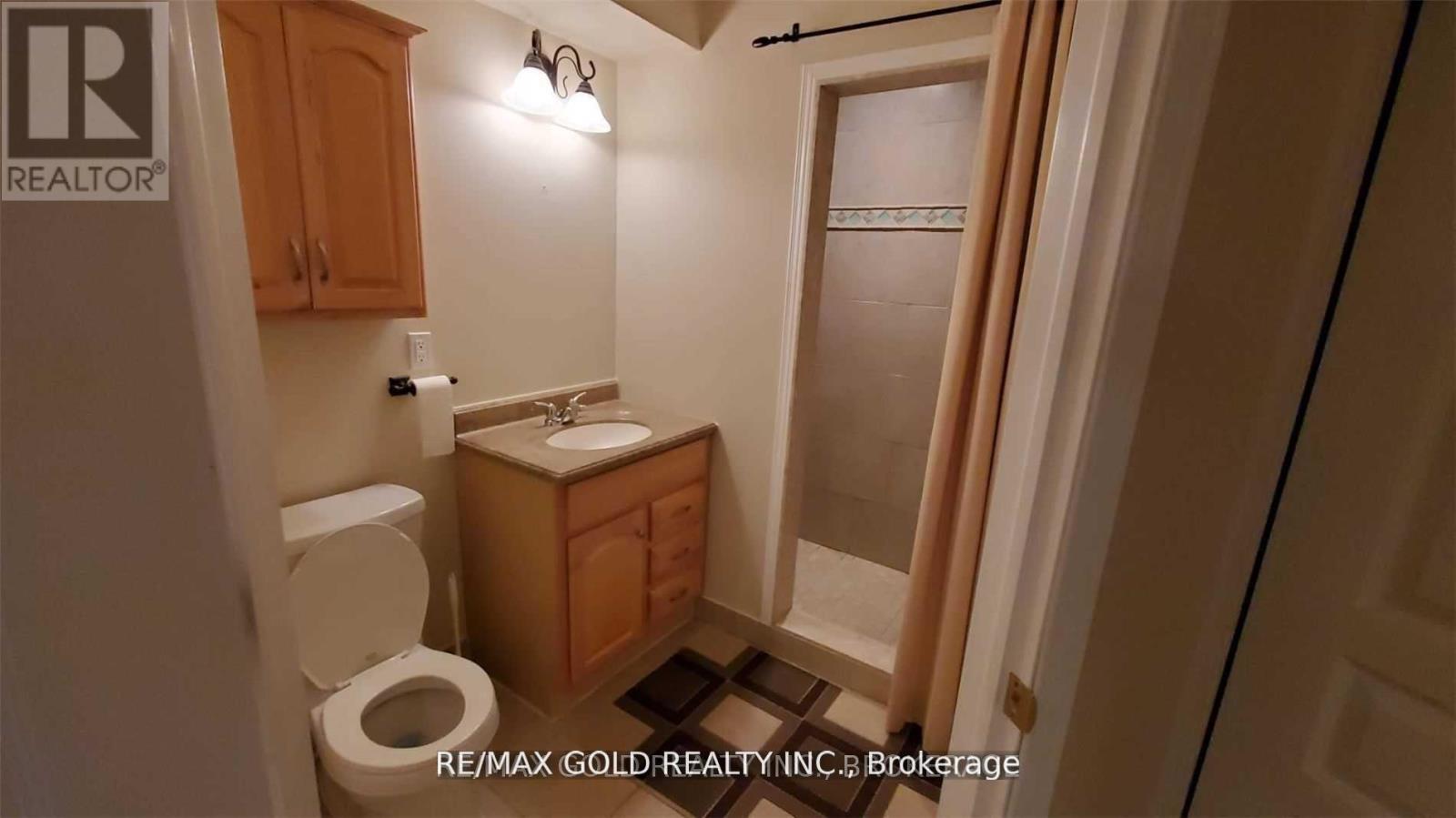 79 Surrey Drive, Hamilton, Ontario  L9K 1L9 - Photo 38 - X12569152