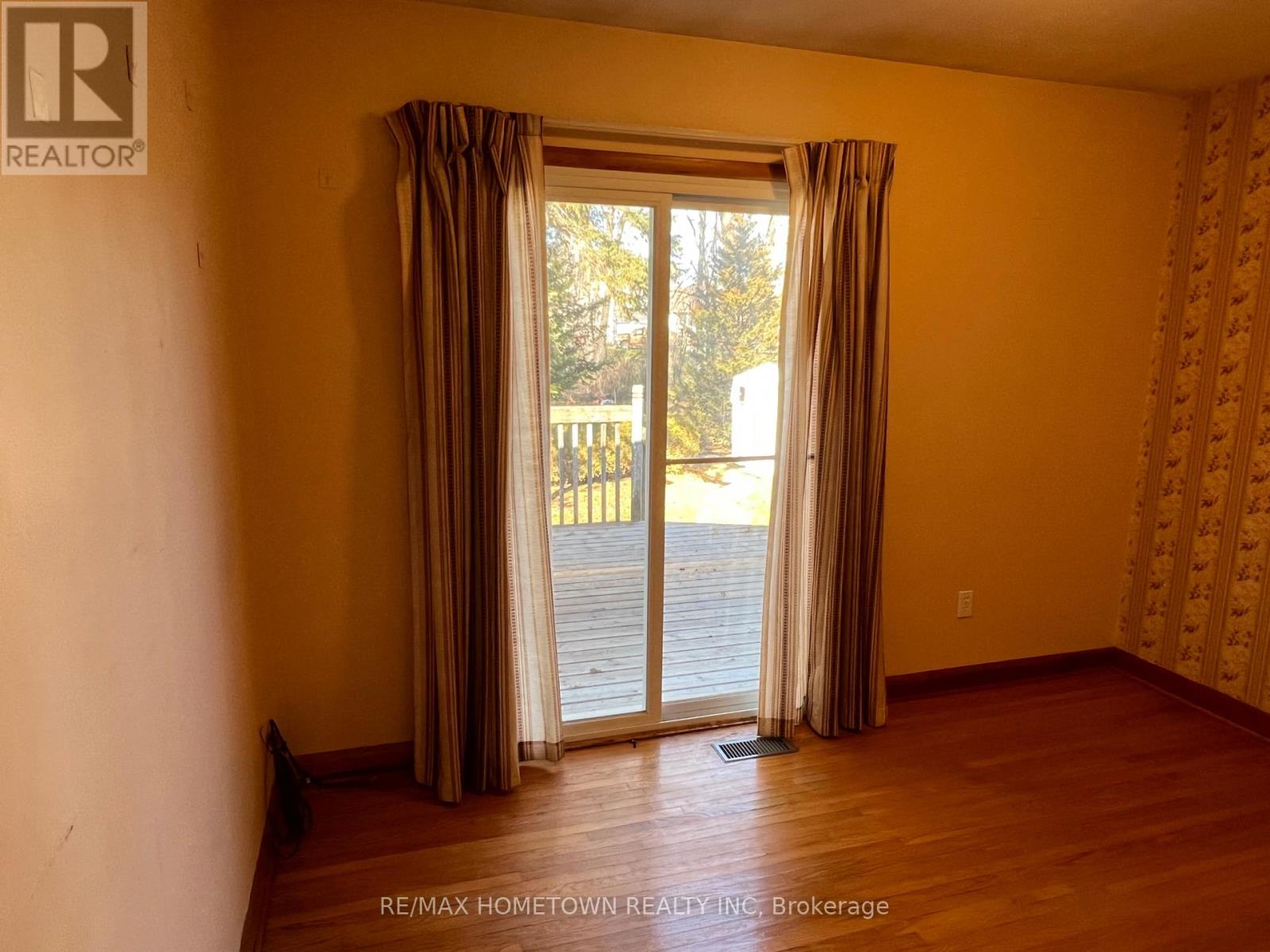 26 Duke Street, Brockville, Ontario K6V 3J1 - Photo 8 - X12568124