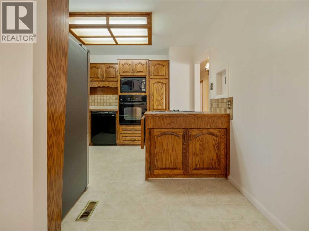 3613 10a Avenue S, Lethbridge, Alberta  T1K 0H5 - Photo 16 - A2267877