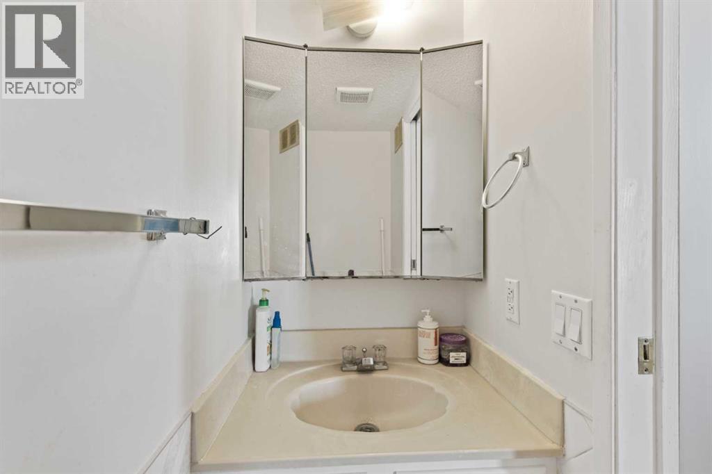 89 Edgedale Drive Nw, Calgary, Alberta  T3A 2R6 - Photo 6 - A2266904