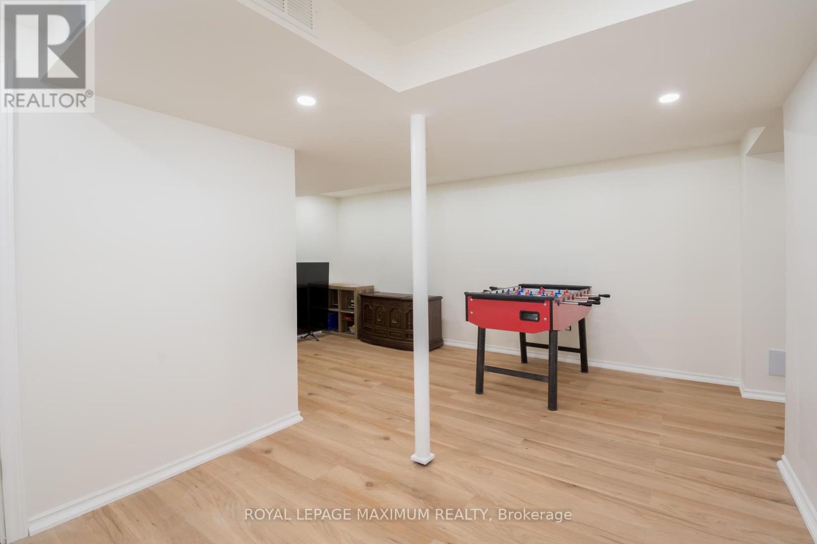 179 Warwick Crescent, Newmarket, Ontario  L3X 2S3 - Photo 32 - N12518476