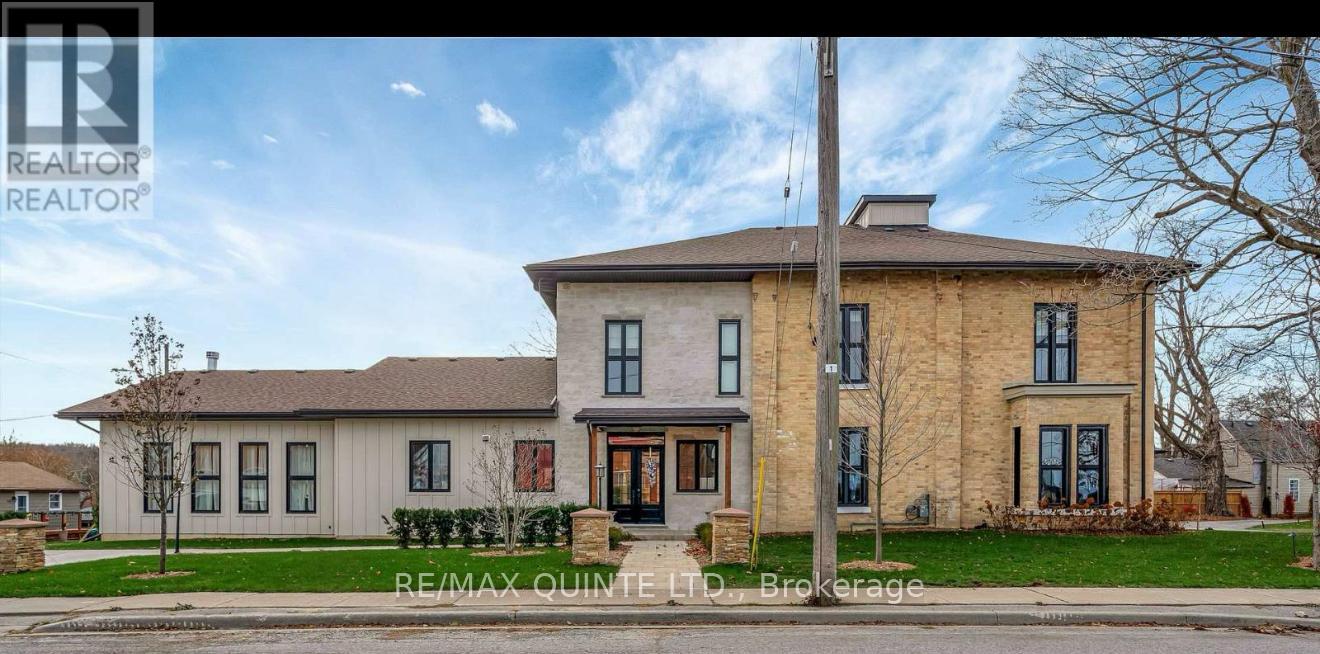 88 Bridge Street, Prince Edward County, Ontario  K0K 2T0 - Photo 4 - X12568050