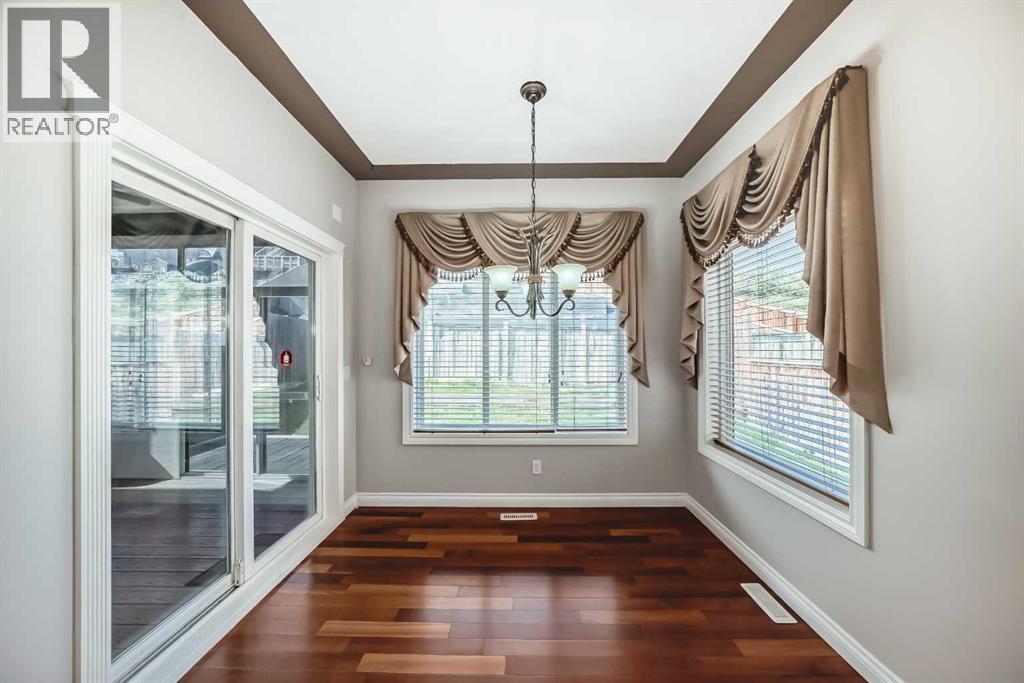 87 Sherwood Circle Nw, Calgary, Alberta  T3R 1R3 - Photo 9 - A2266726