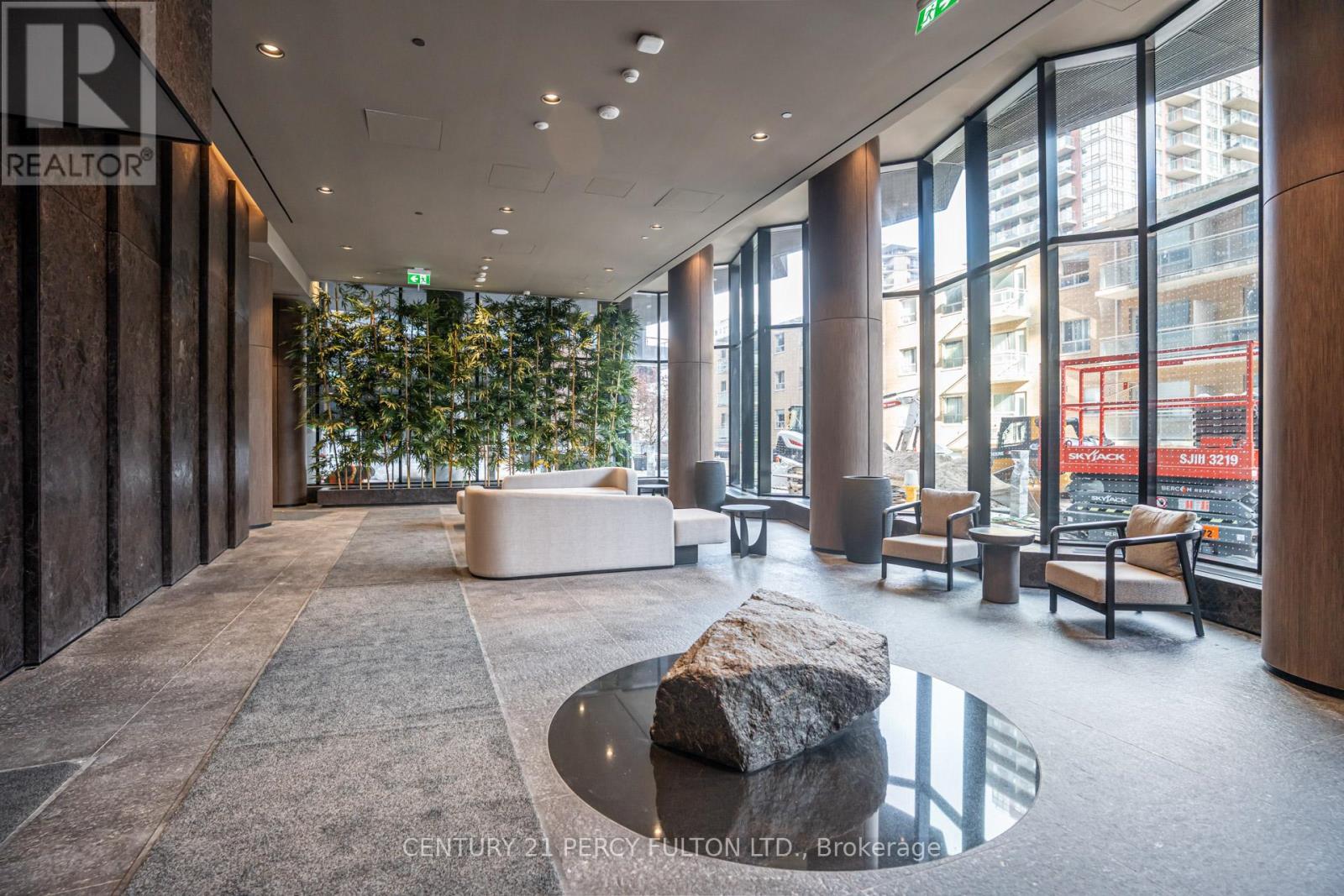 1104n - 110 Broadway Avenue, Toronto, Ontario  M4P 1V7 - Photo 8 - C12569214