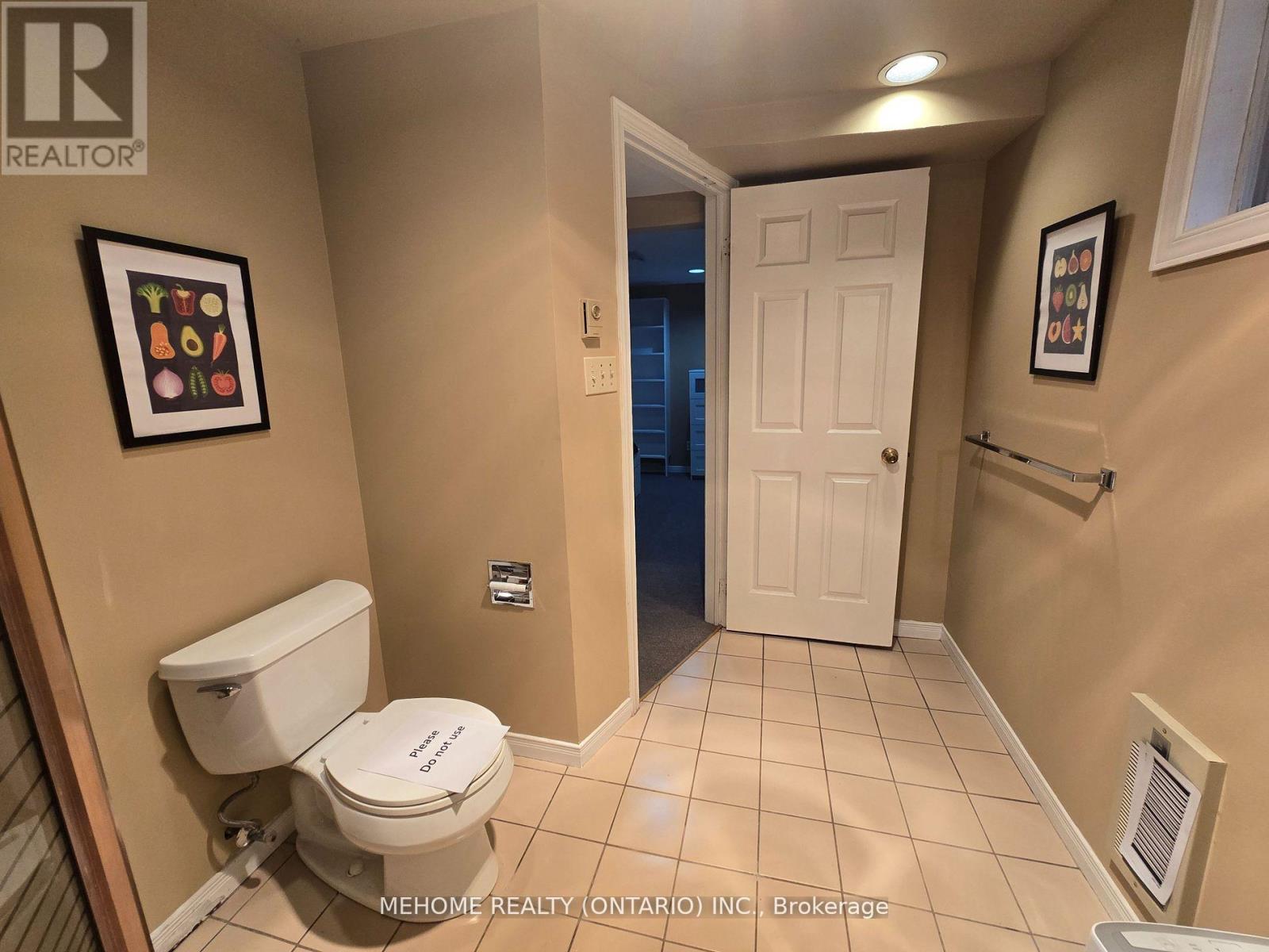 Lower Unit - 121 Angus Drive, Toronto, Ontario  M2J 2W9 - Photo 15 - C12569234