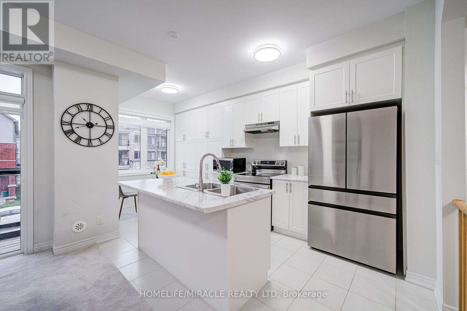 1101 Lockie Drive, Oshawa, Ontario  L1L 0R9 - Photo 19 - E12569200