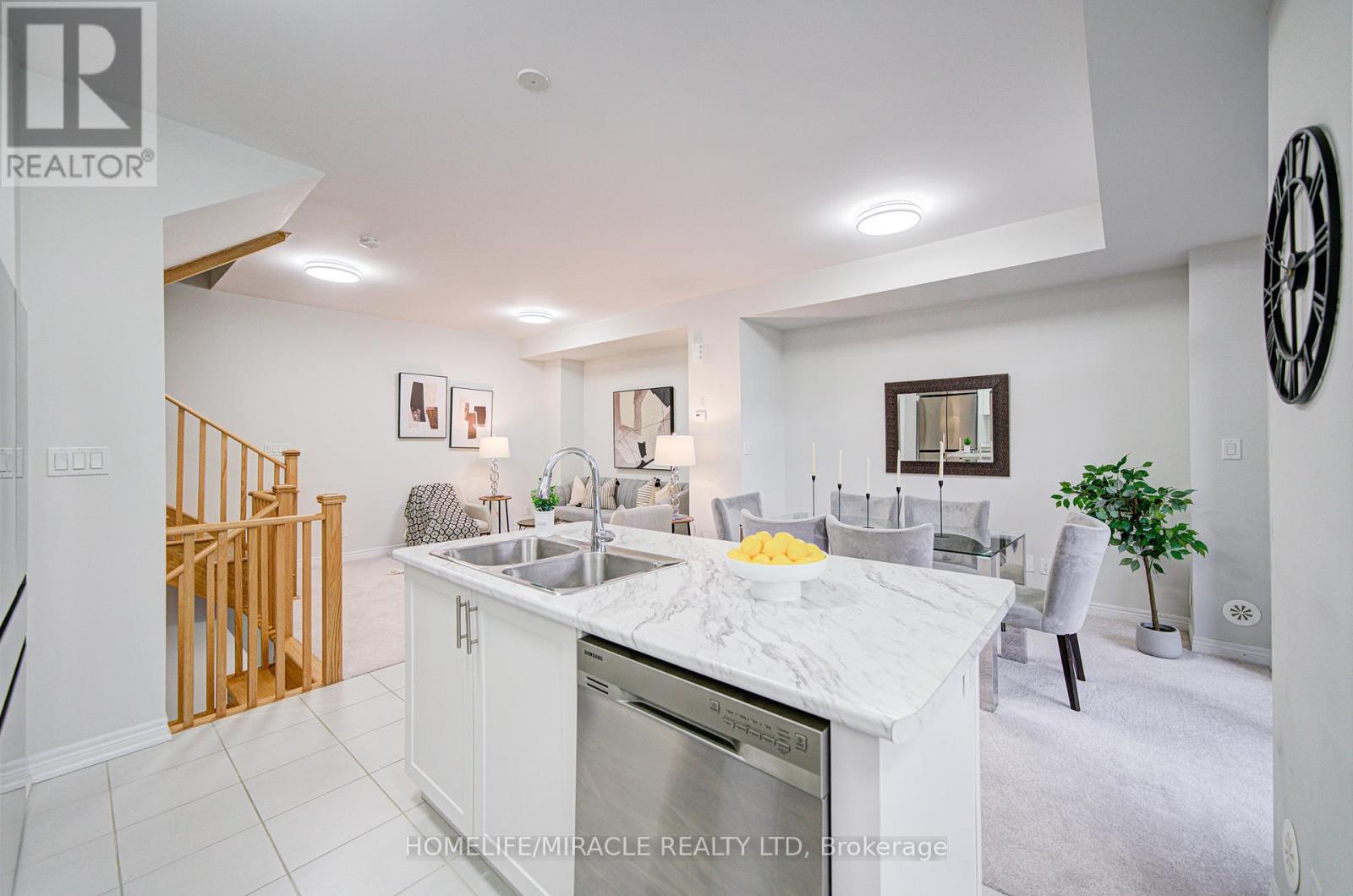 1101 Lockie Drive, Oshawa, Ontario  L1L 0R9 - Photo 22 - E12569200