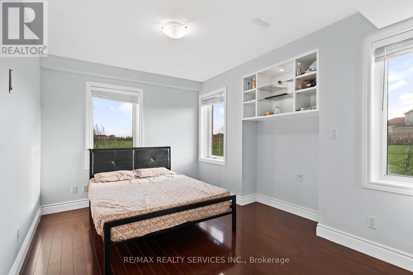 5 Farina Drive, Brampton, Ontario  L6P 0E3 - Photo 31 - W12569168