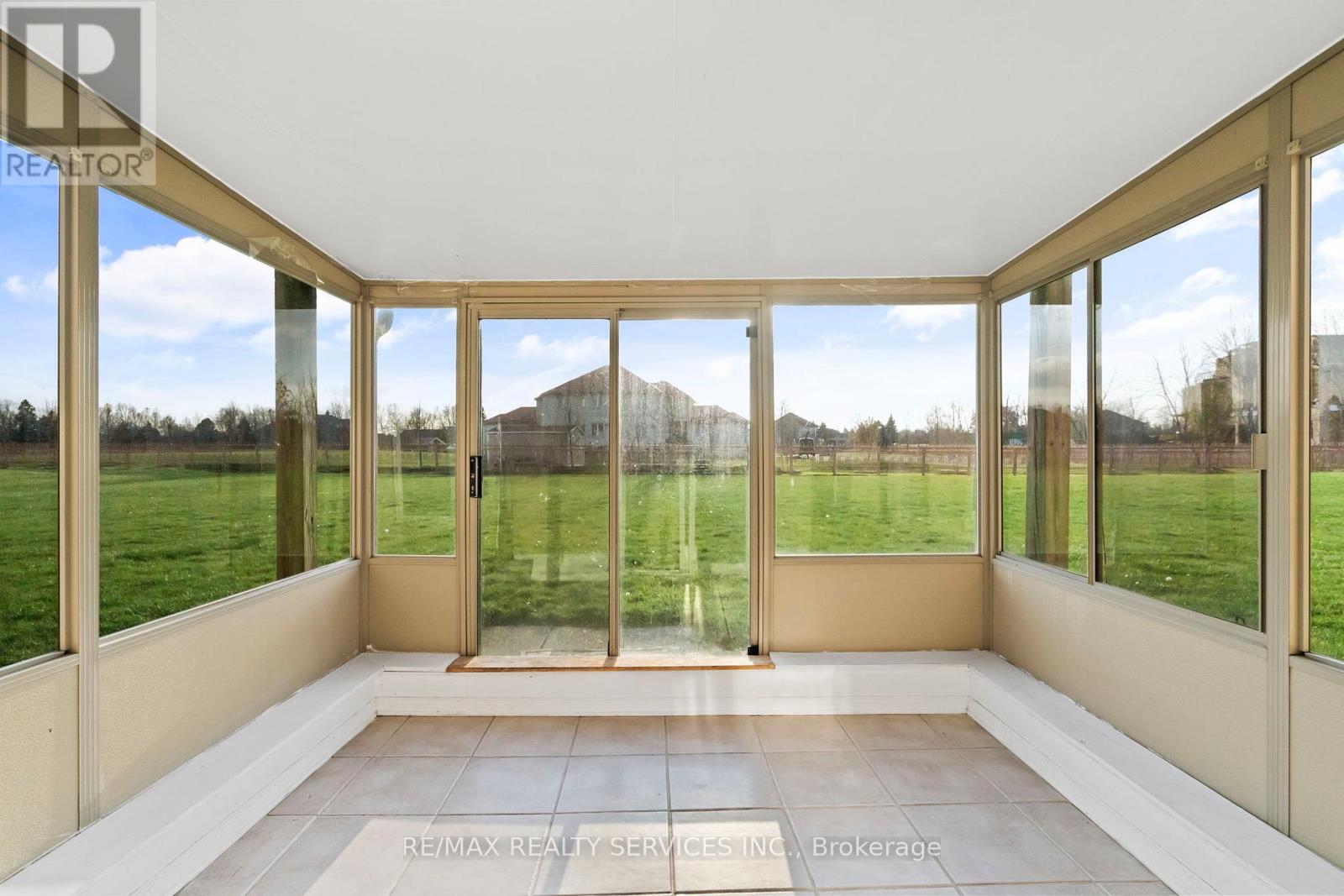 5 Farina Drive, Brampton, Ontario  L6P 0E3 - Photo 33 - W12569168