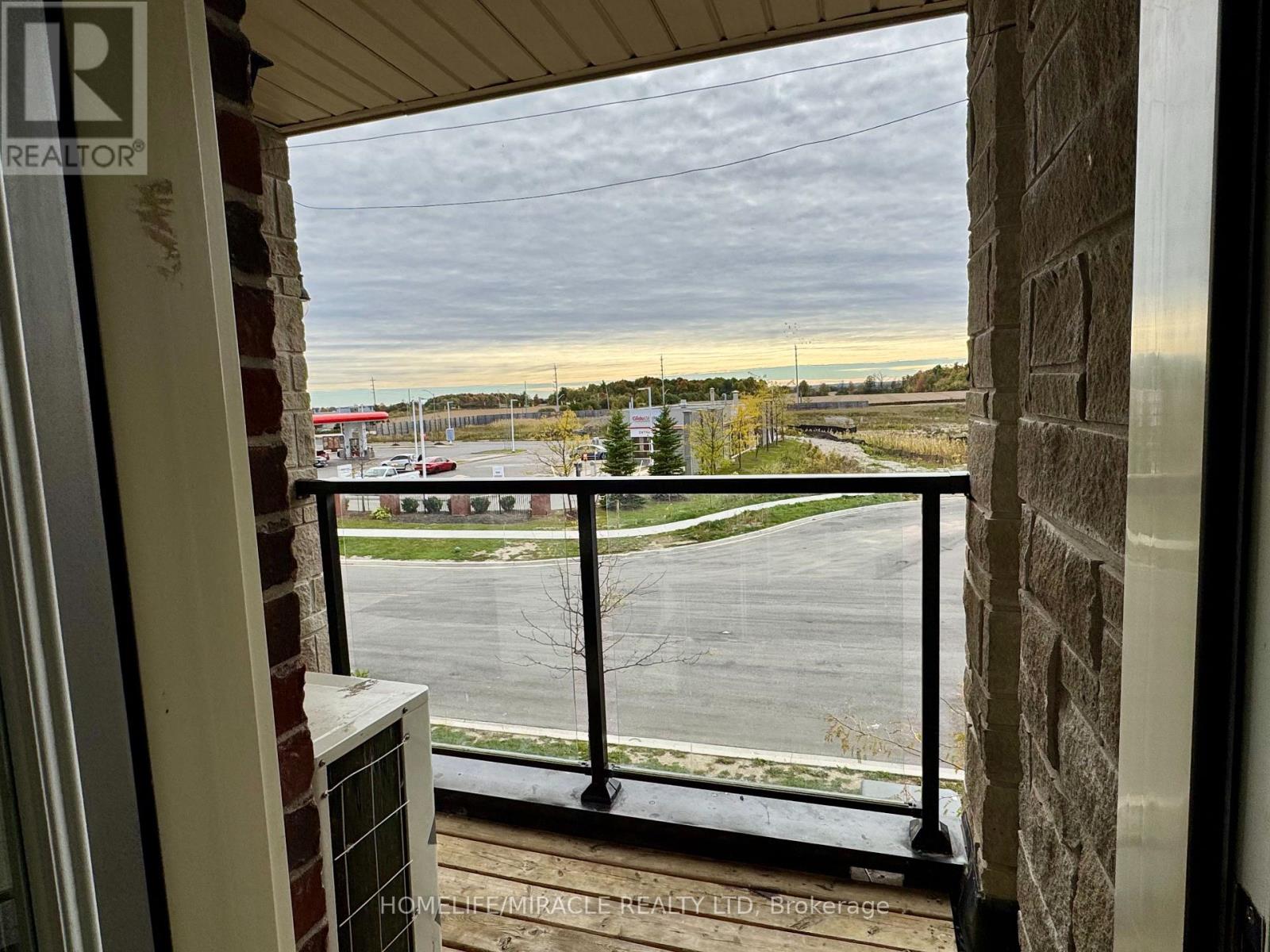 5 - 200 Veterans Drive, Brampton, Ontario  L7A 4S6 - Photo 13 - W12569188