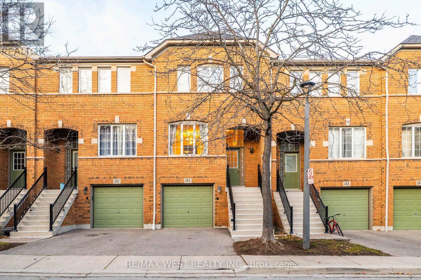 182 - 5530 Glen Erin Drive, Mississauga, Ontario  L5M 6E8 - Photo 2 - W12569192