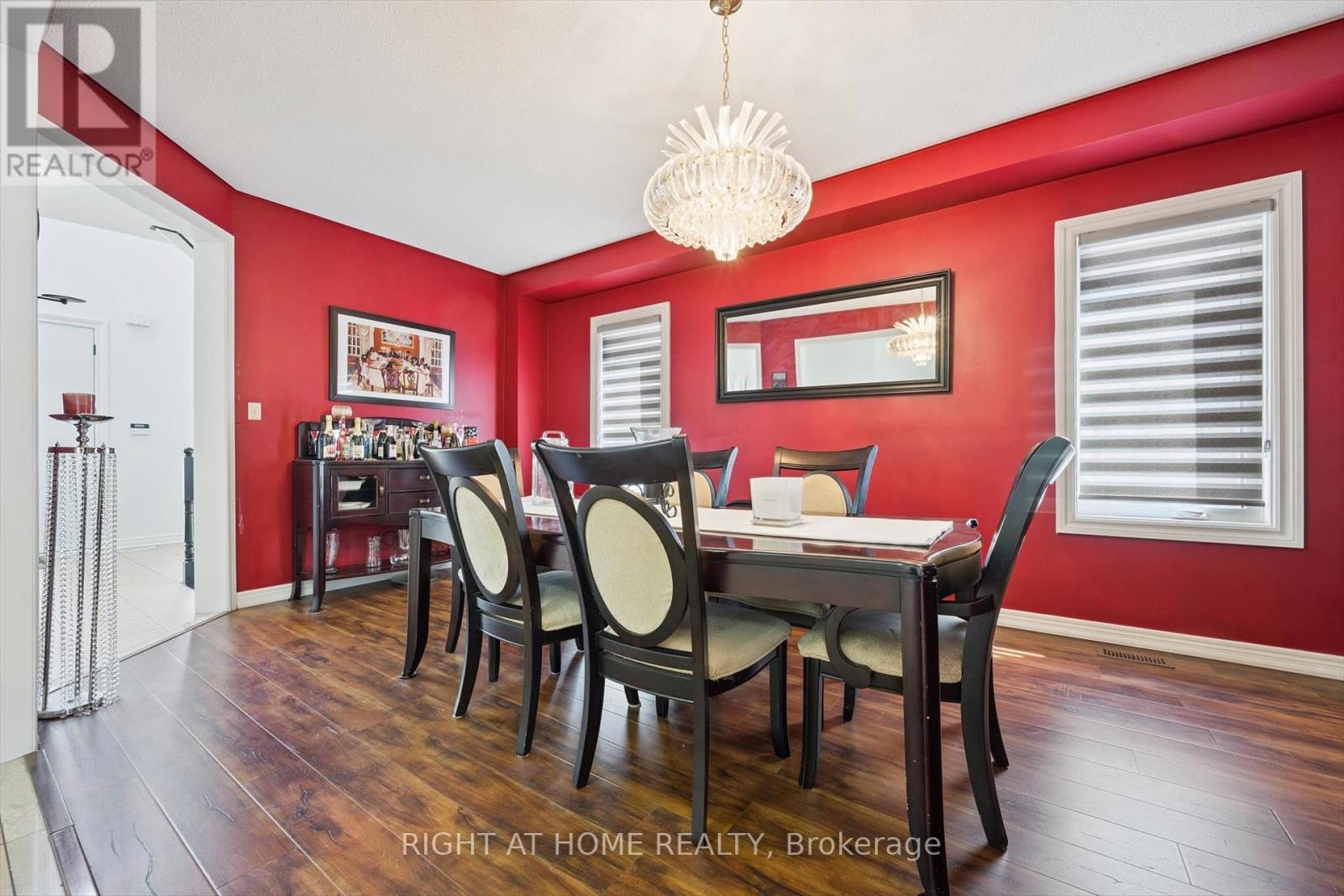 38 Cape Dorset Crescent, Brampton, Ontario  L6R 3L2 - Photo 5 - W12569196