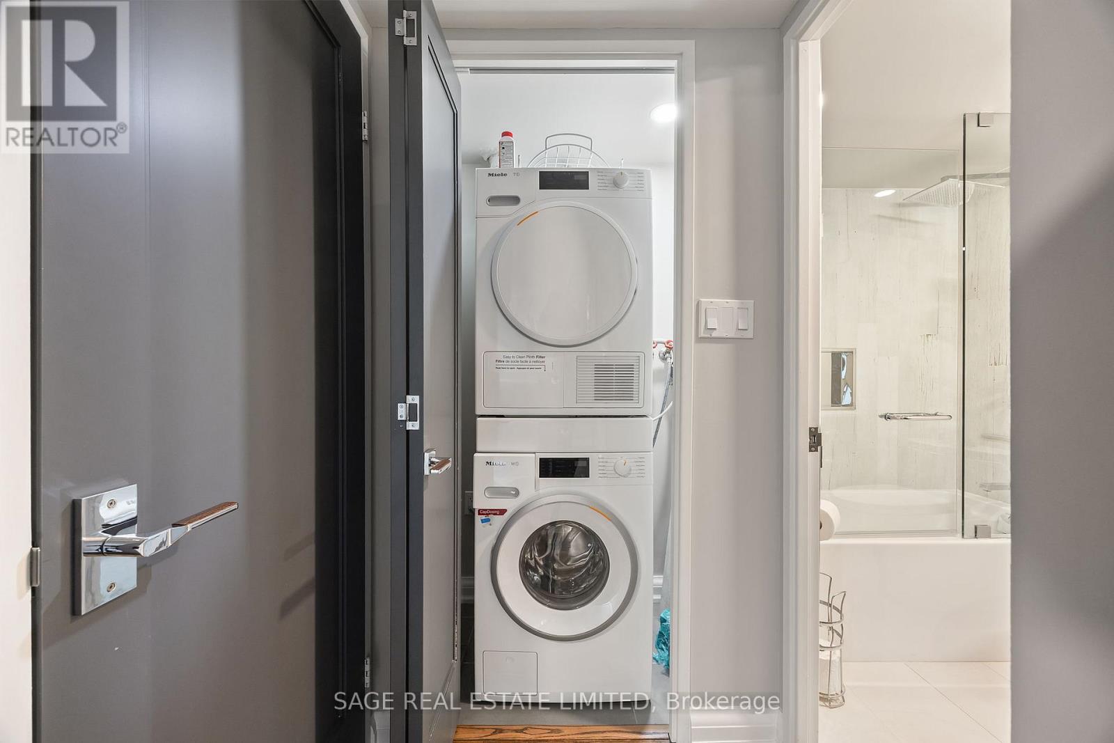 1202 - 71 Charles Street E, Toronto, Ontario  M4Y 2T3 - Photo 19 - C12554852