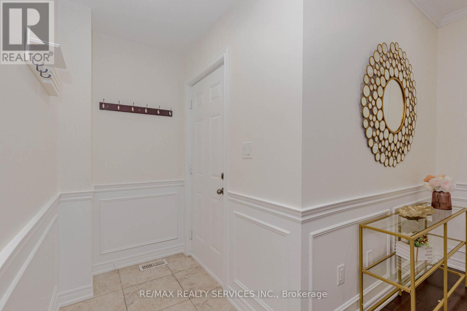 60 True Blue Crescent, Caledon, Ontario  L7E 4K7 - Photo 7 - W12566538