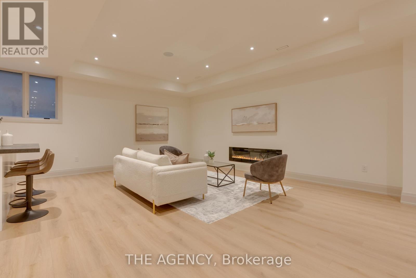 512 Weynway Court, Oakville, Ontario  L6L 4G7 - Photo 42 - W12568992