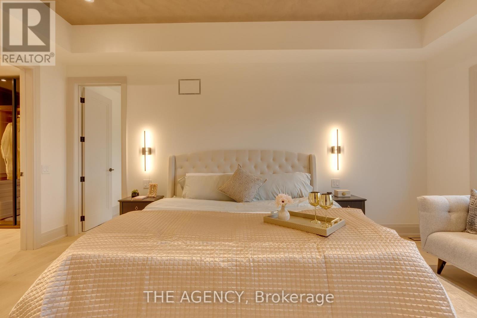 512 Weynway Court, Oakville, Ontario  L6L 4G7 - Photo 31 - W12568992