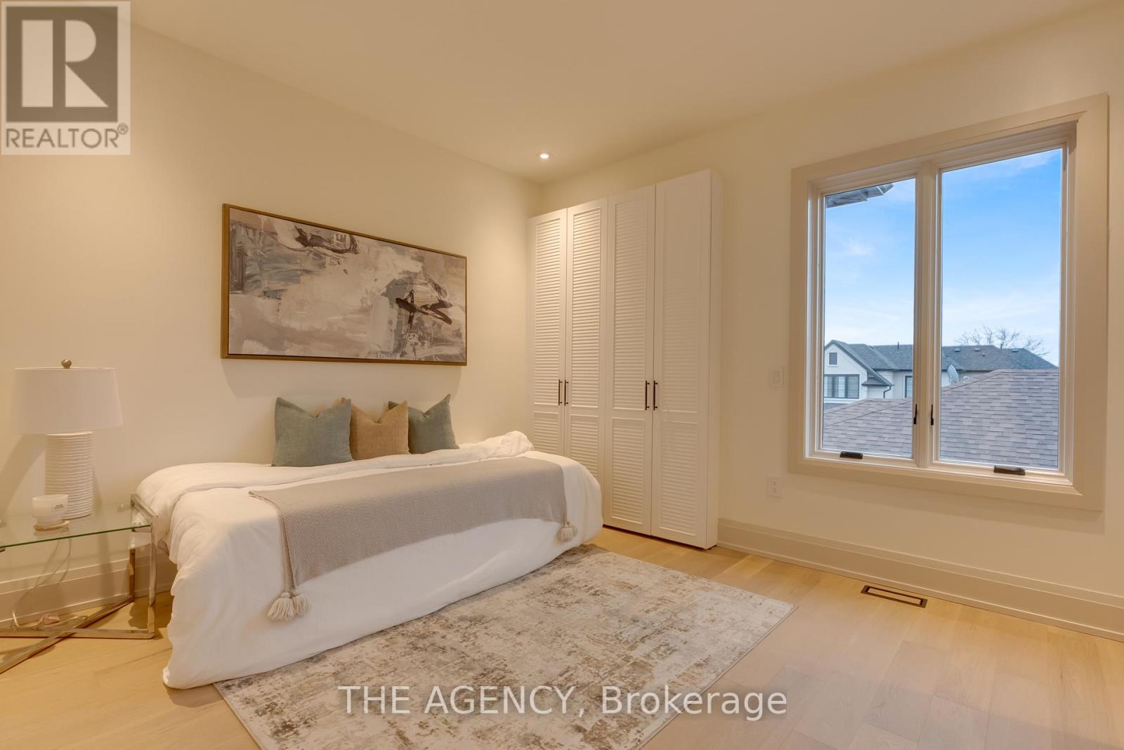 512 Weynway Court, Oakville, Ontario  L6L 4G7 - Photo 36 - W12568992