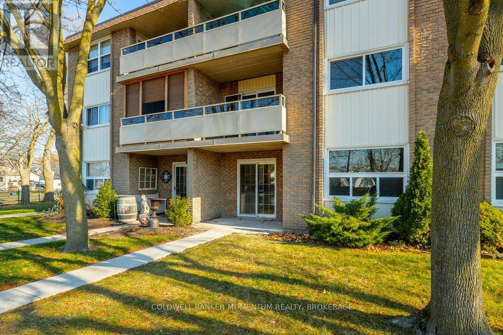 103 - 41 Rykert Street, St. Catharines, Ontario  L2S 1Z2 - Photo 4 - X12569274