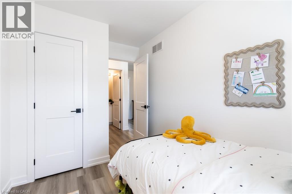 205 Burke Street, Waterdown, Ontario  L0R 2H7 - Photo 29 - 40789993