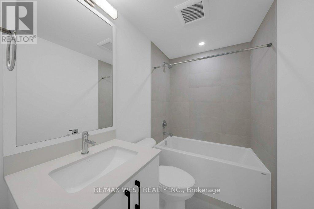 B - 502 Atlas Avenue, Toronto, Ontario  M6C 3V6 - Photo 11 - C12569260