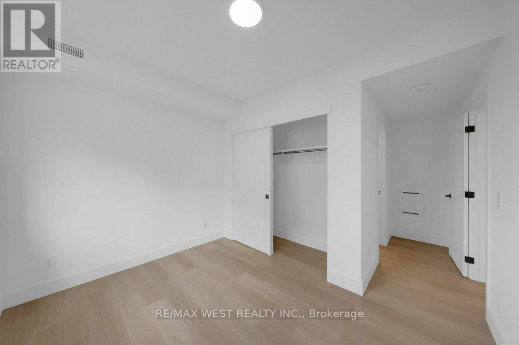 B - 502 Atlas Avenue, Toronto, Ontario  M6C 3V6 - Photo 13 - C12569260