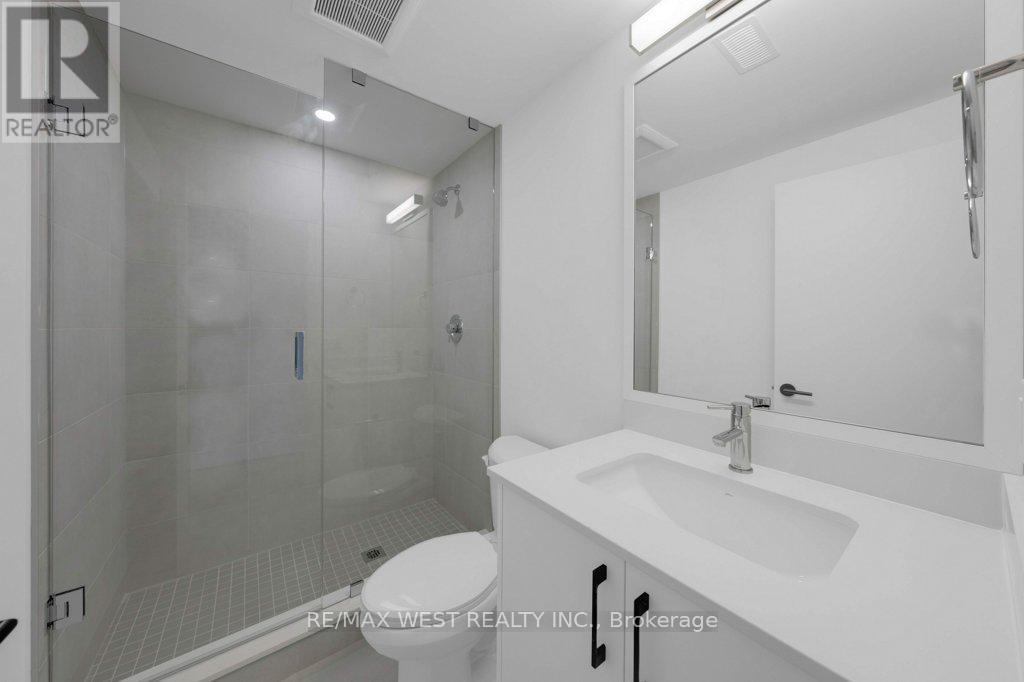 B - 502 Atlas Avenue, Toronto, Ontario  M6C 3V6 - Photo 14 - C12569260