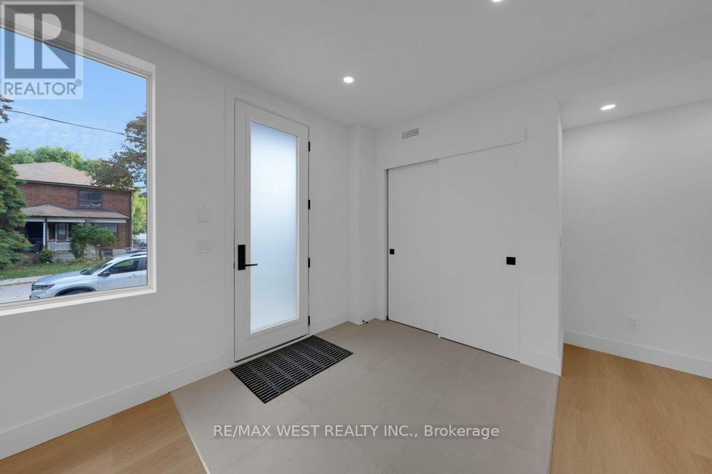 B - 502 Atlas Avenue, Toronto, Ontario  M6C 3V6 - Photo 4 - C12569260