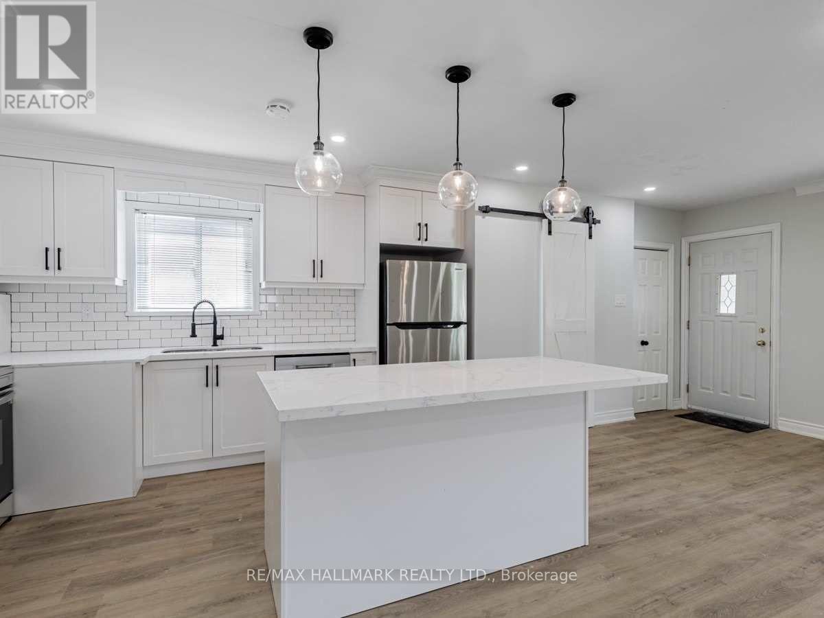 Main - 139 Flora Drive, Toronto, Ontario  M1P 1A7 - Photo 5 - E12569252