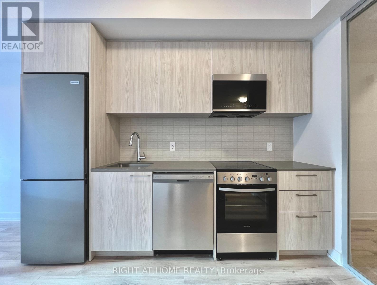 517 - 7439 Kingston Road S, Toronto, Ontario  M1B 5S3 - Photo 5 - E12569278