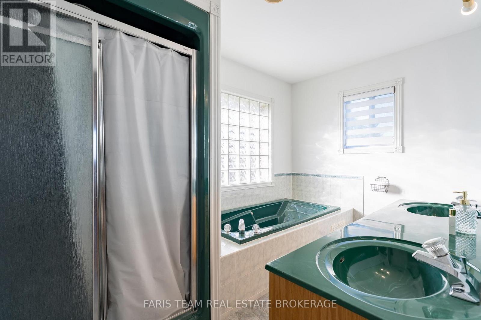 2040 Lea Road, Innisfil, Ontario  L9S 1T3 - Photo 24 - N12569250