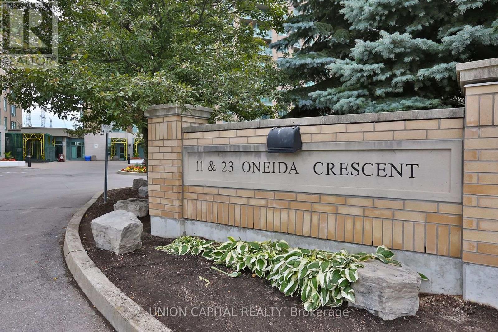 612 - 23 ONEIDA CRESCENT, Richmond Hill, Ontario