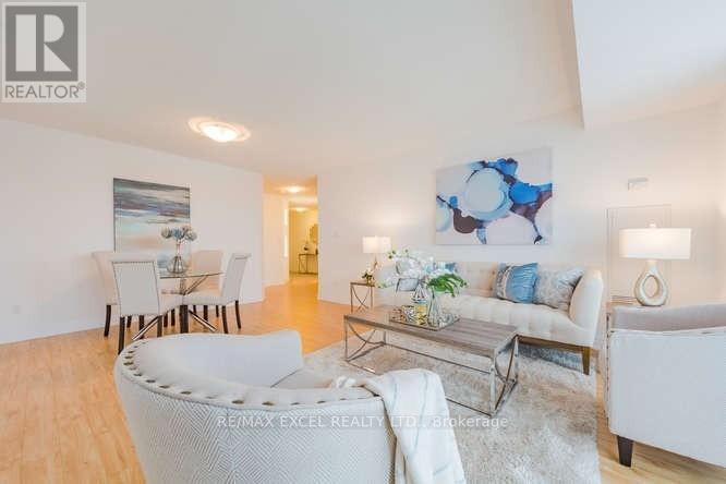 612 - 188 Doris Avenue, Toronto, Ontario  M2N 6Z5 - Photo 2 - C12554676